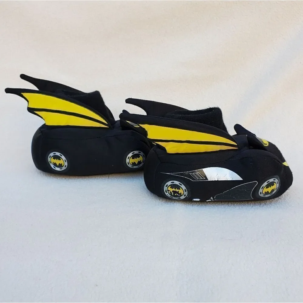 Batman black and yellow sock top plush slippers